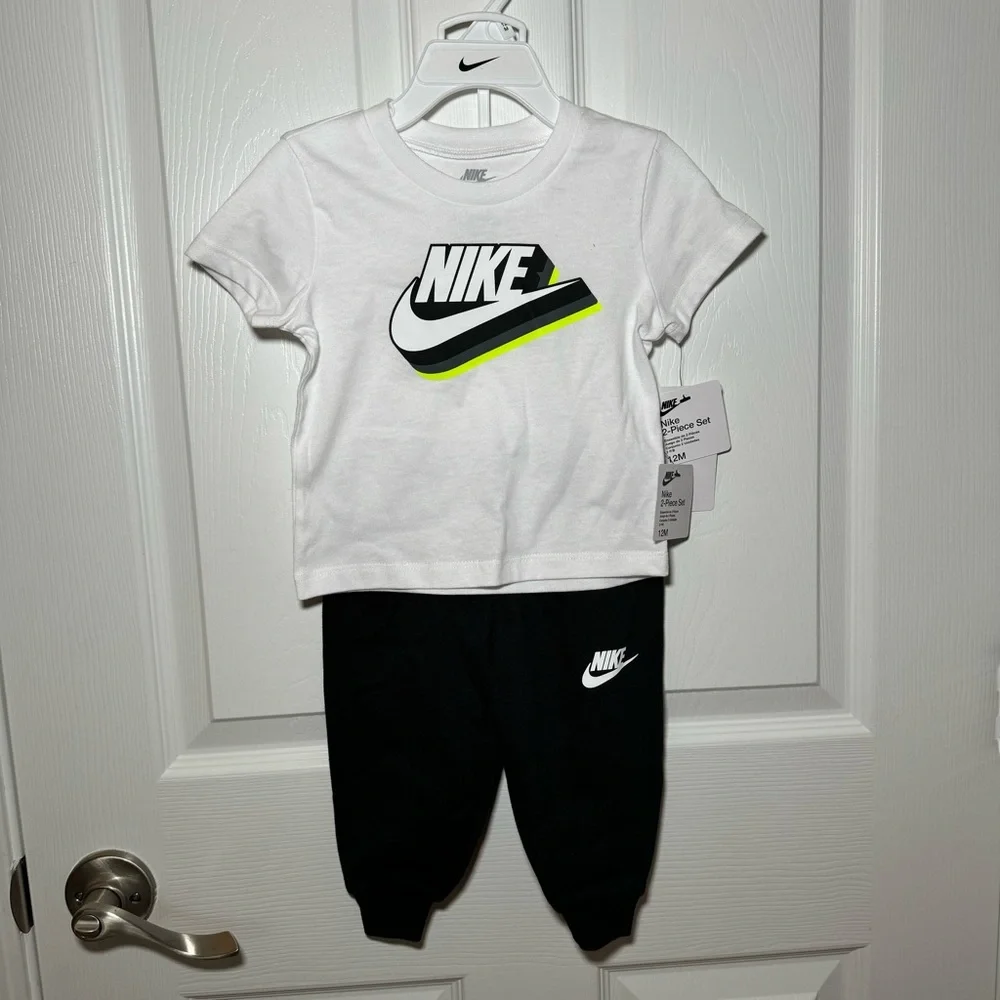NWT Nike 12 Month Matching pants set.